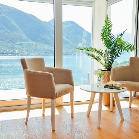 Ily Apartment With Sea View Котор Екстер'єр фото