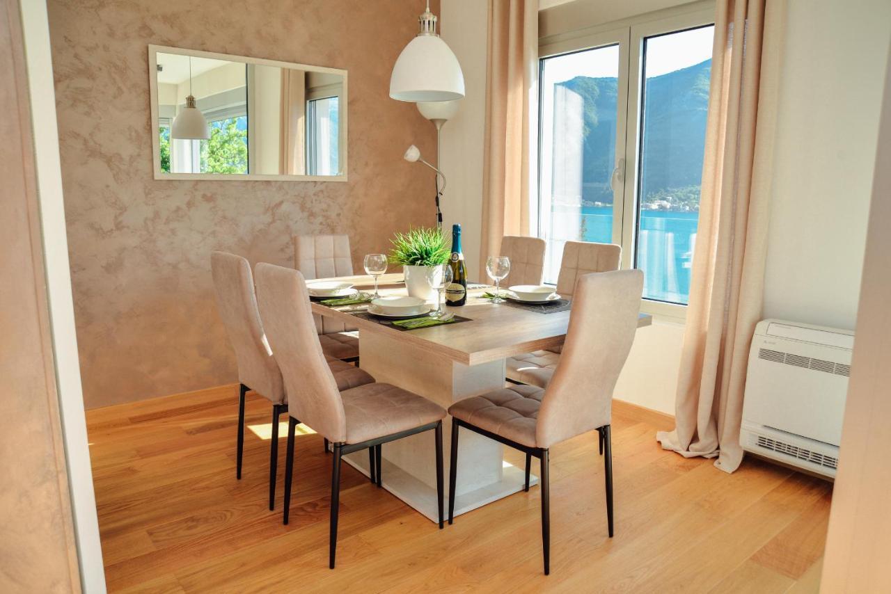 Ily Apartment With Sea View Котор Екстер'єр фото
